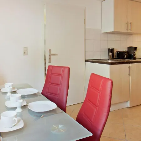 Quaint In With Garden Apartment Rerik